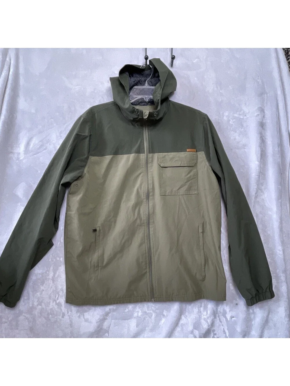 Voyager Wind Wear Men’s Olive Block Panel Outerwear Jacket Size Medium